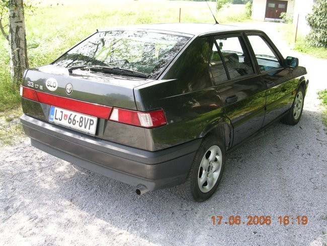 Alfa 1.7 - foto povečava