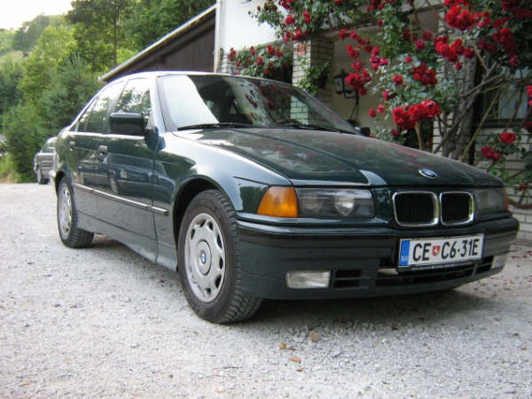 BMW e36 316i limo (my 1st e36) - foto povečava