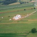 Vzletišče Senožet, Slovenske konjice (natančneje Loče)
Posneto iz Pilatusa PC-6