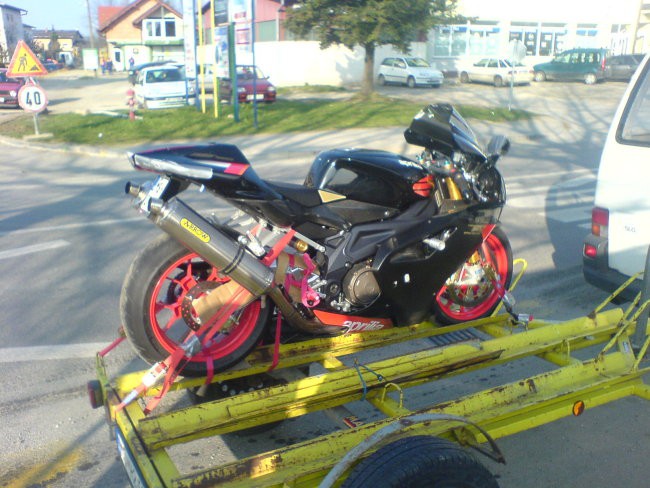 Aprilia RS 1000 (Racing verzija)...