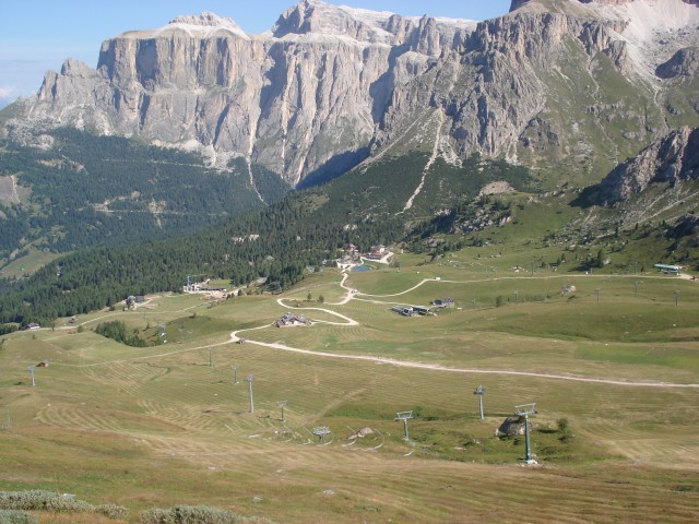 Pogled na Sass Pordoi (La Terrazza Delle Dolomiti)
