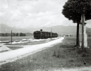 Kamniški vlak in Mauricijevo znamenje leta 1932