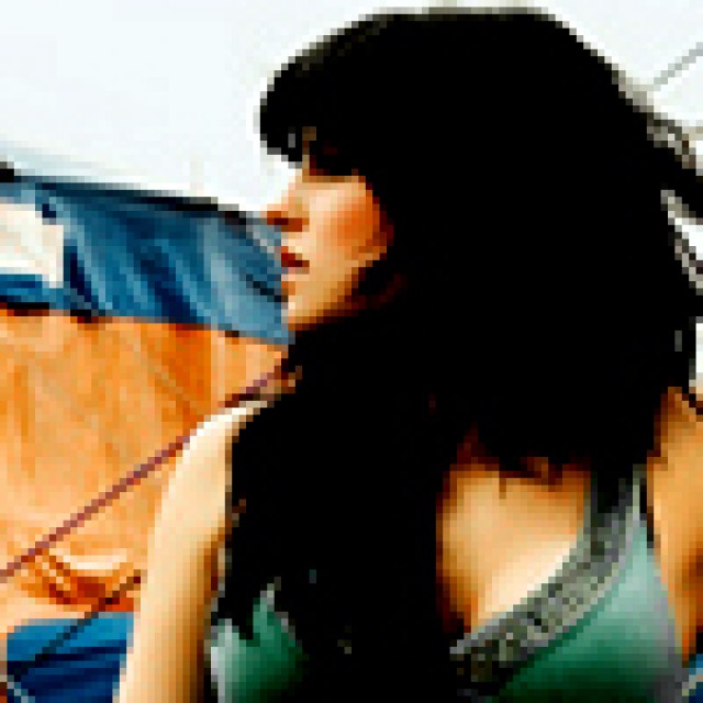 Maite Perroni graphics - foto