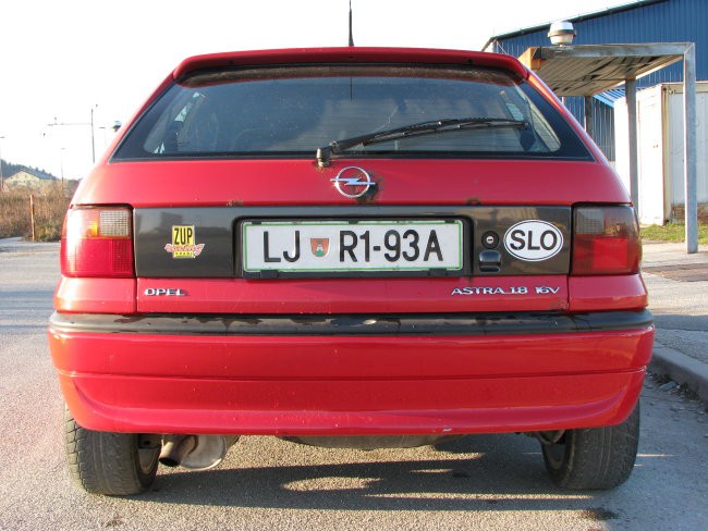 Opel Astra 2.5 v6 - foto povečava