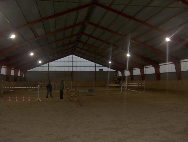 Konjeniški klub karlo-jahališče - foto