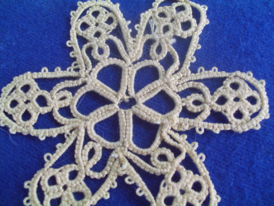 snežinka - tatting