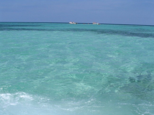 Tako turkizna, topla voda karibskega morja