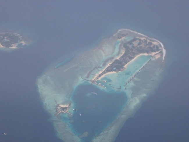 Rajski otok kot le eden izmed mnogih na Maldivih