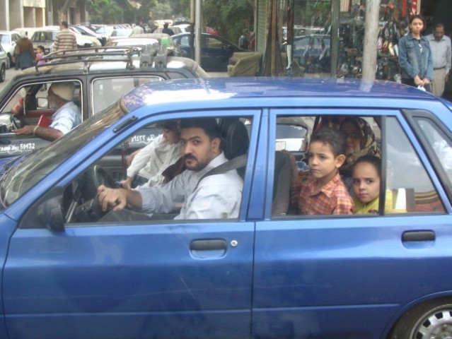 Gužva v avtu - Kairo