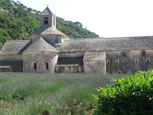 Prekrasen samostan