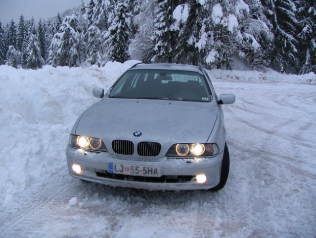 BMW 520i Touring - foto