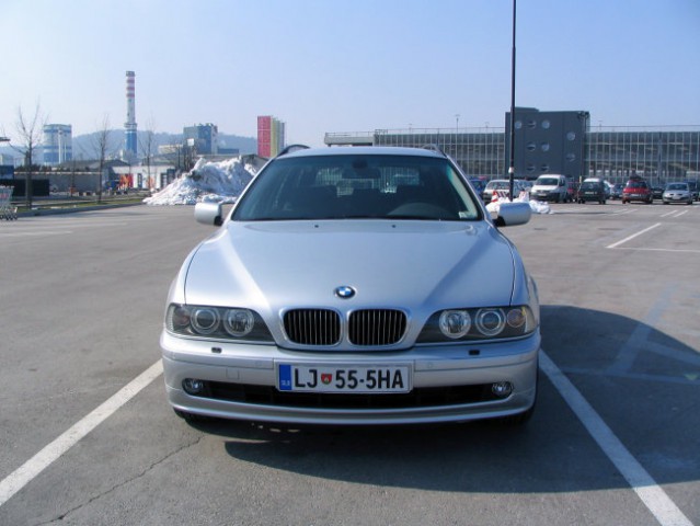 BMW 520i Touring - foto