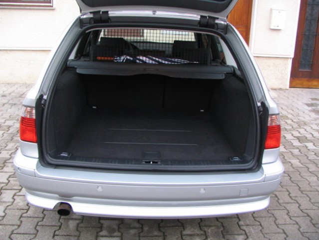 BMW 520i Touring - foto