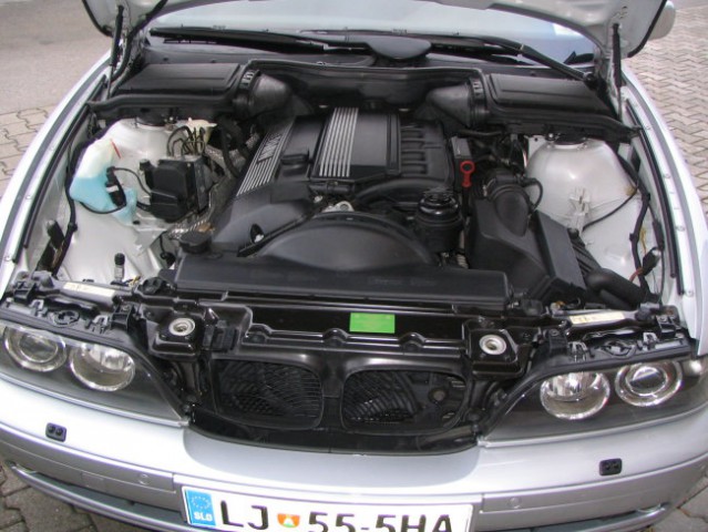 BMW 520i Touring - foto