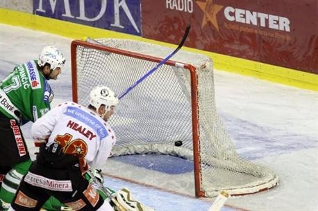 ZM OLIMPIJA:ACRONI JESENICE 9.4.08 - foto