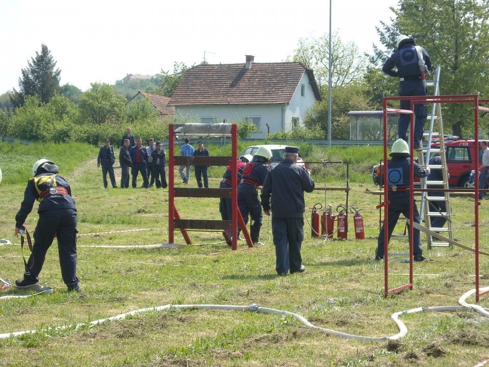 Letni pregled 25.4.2009 - foto povečava