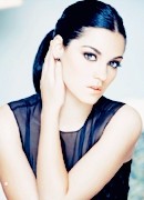 Ikonki Maite Perroni - foto povečava