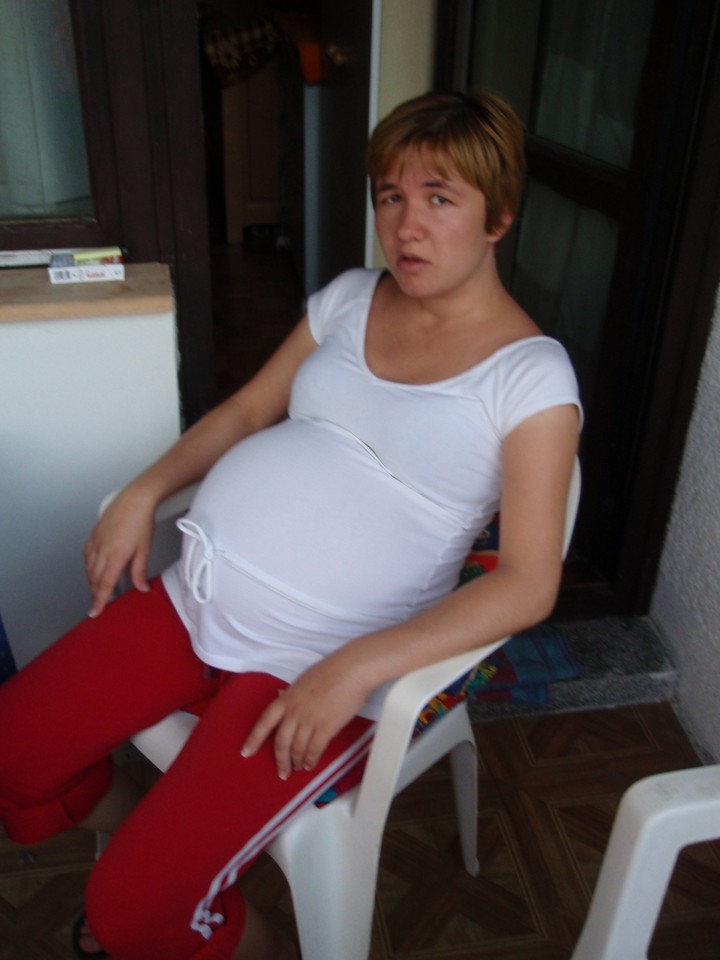 Sara in Lana še v maminem trebuhu 3.8.2008