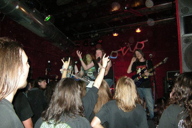 Gama Bomb, Bonded by Blood, Sworn Amongst  - foto