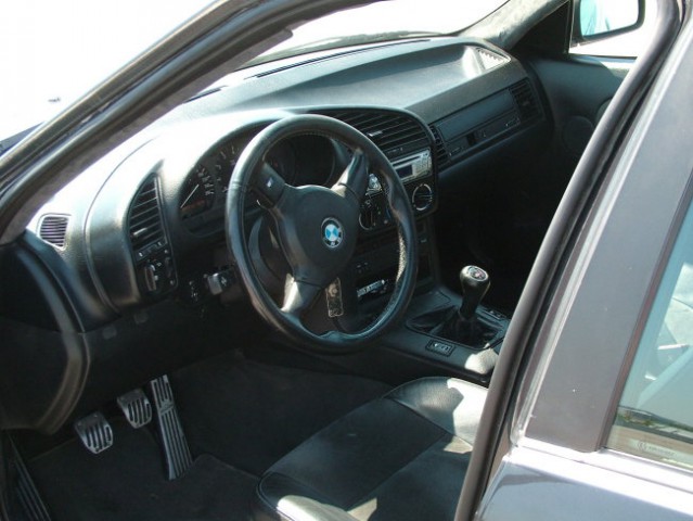 E36 320i - foto