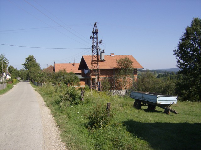 PUNO VOLIM OVO SELO M.GALJIPOVCI AVGUST 2008 - foto