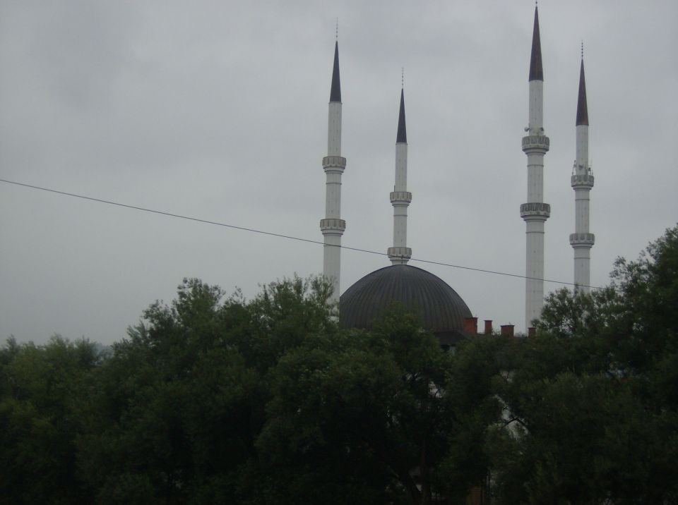 Hamzi-begova džamija u s.mostu 22.07.2012 - foto povečava