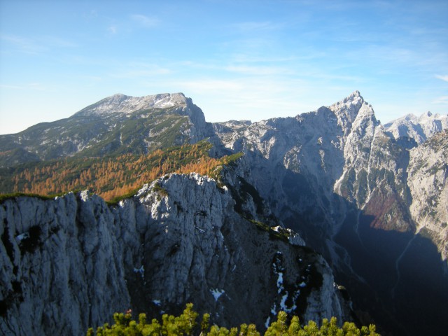 039
Križevnik panorama Velikega vrha in Ojstrice 