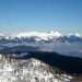 Na vrhu Mrežc, v panorami Karavank  