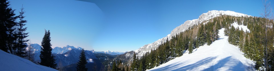 Pogled proti vrhu Pece
