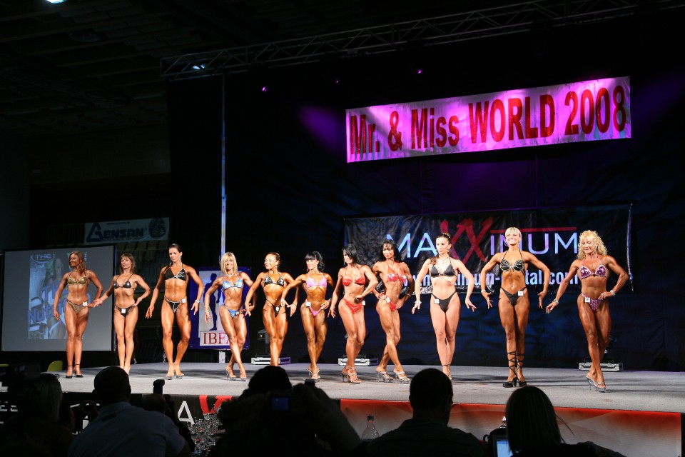 Svetovno prvenstvo miss fitnes 08 - foto povečava