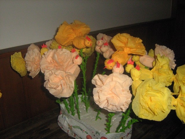Rože in ptički
iz serviet izpod rok deklet iz Benice