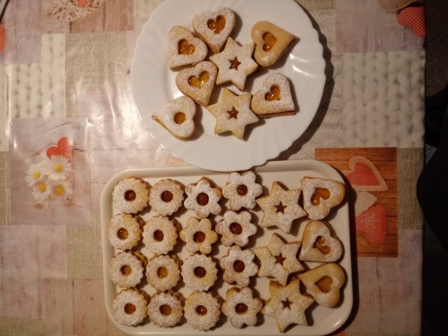 PECIVO - foto