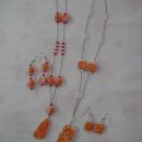 270 (leva) - 9 €
271 (desna) - 9 €