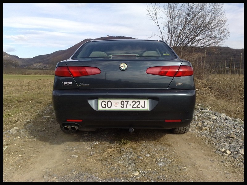 Alfa 2 - foto povečava