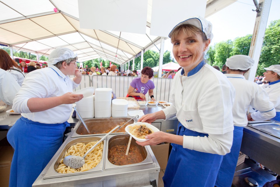 CATERING SLOREST - TEK DM - foto povečava