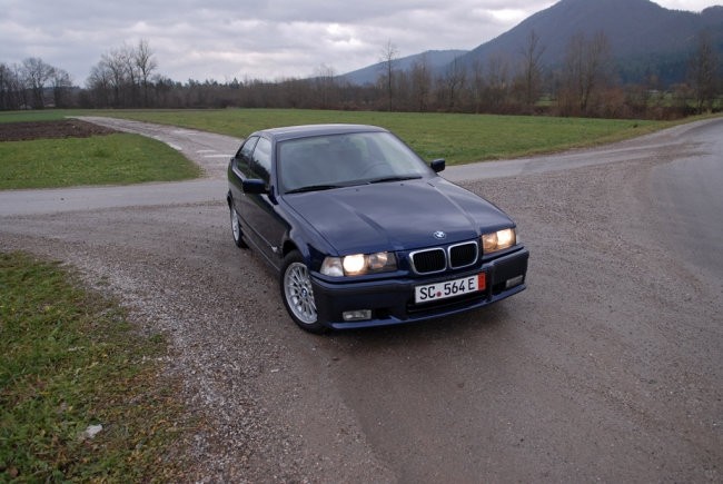 BMW Compact 323ti - foto povečava