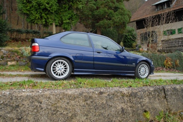 BMW Compact 323ti - foto