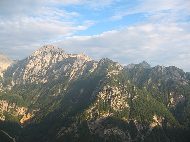 Gore nad Okrešljem