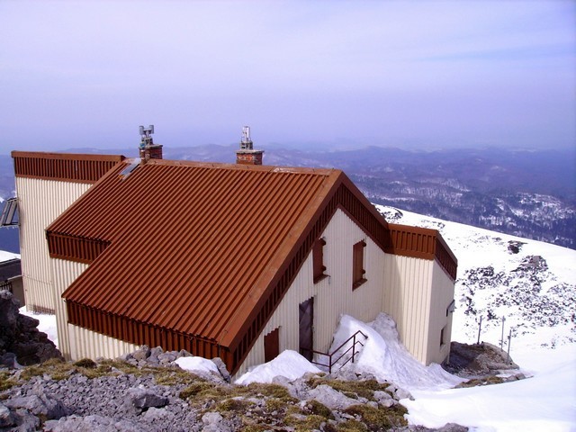 koča na snežniku