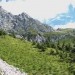 bivak naj bi bil tam desno