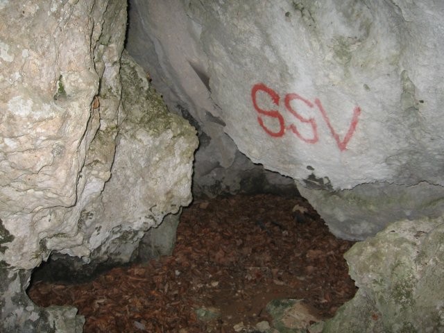 Oznaka pred vhodom