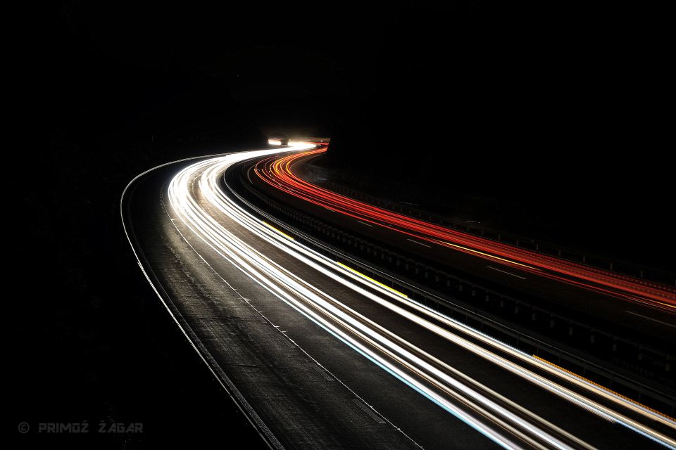 Night time highway - foto povečava