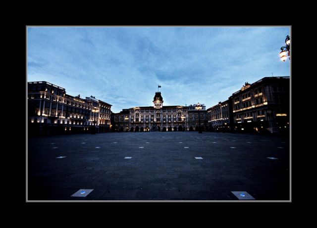 Piazza dell'Unità d'Italia - Trst - foto