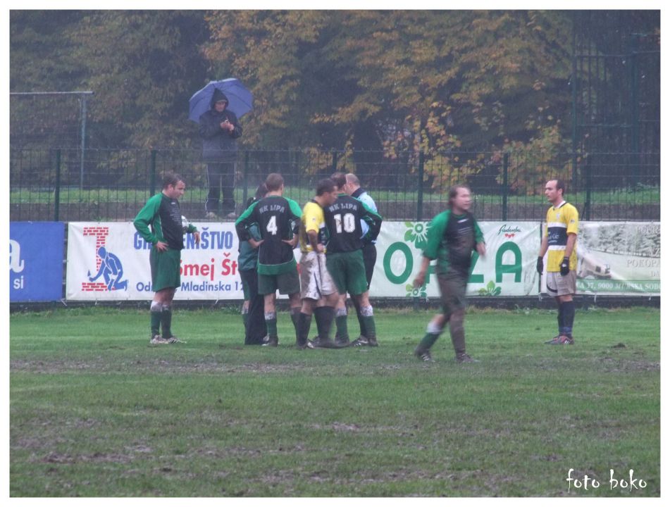 ND Permanens Beltinci : NK Lipa - 08.11.2009 - foto povečava