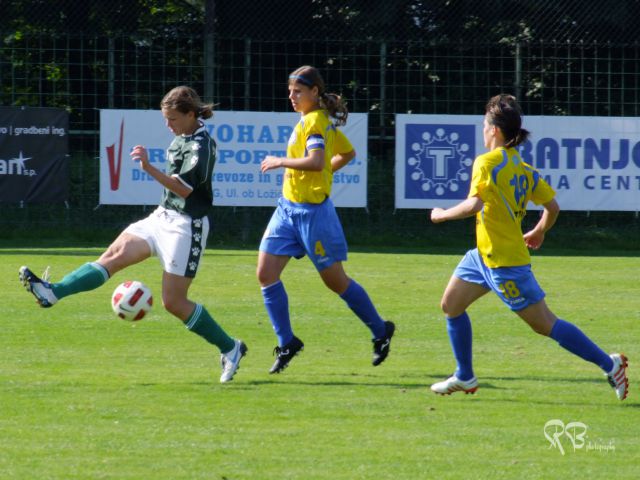 ŽNK Pomurje Beltinci : ŽNK Krka - 25.9.2011 - foto