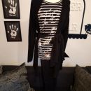 Jopa in majica Desigual, vel. M, cena jopa 15€, majica 15€