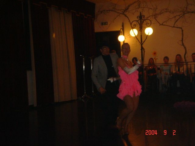 Dancing - foto