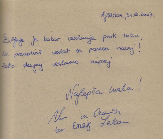 Knjiga mladoporočencev - foto