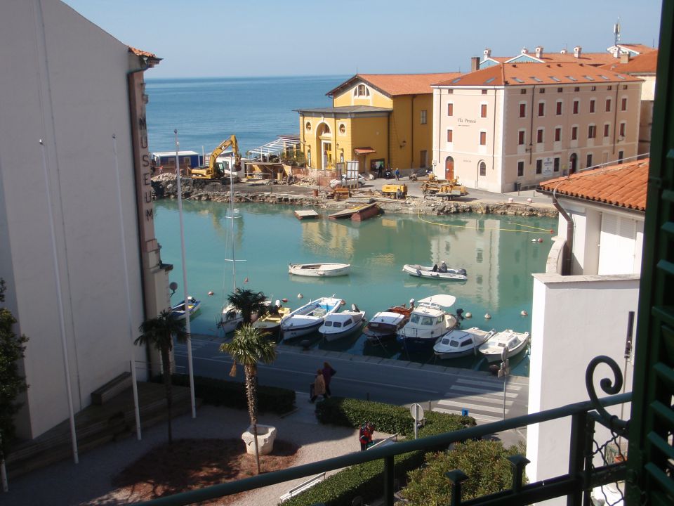 ČIŠČENJE TEPIHOV HOTEL TARTINI PIRAN - foto povečava