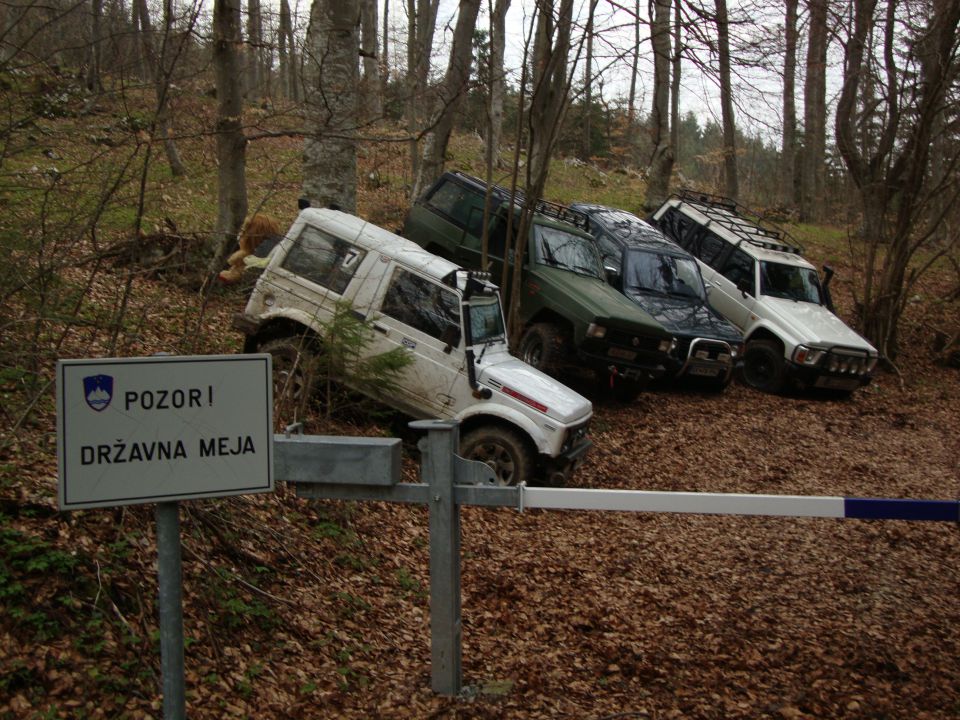 NEDELSKO POPOLDNE - foto povečava